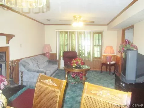 7595 Forbes Rd, Gloucester, VA 23061 photo 2