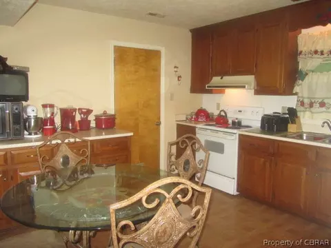 7595 Forbes Rd, Gloucester, VA 23061 photo 5