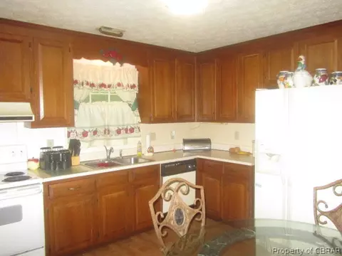 7595 Forbes Rd, Gloucester, VA 23061 photo 4