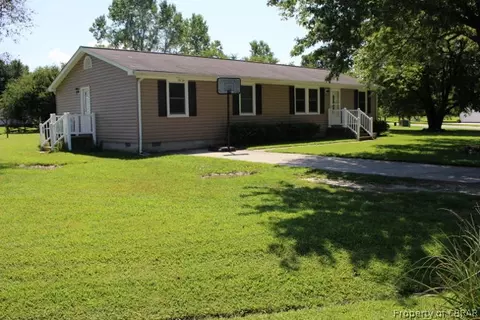 6719 Harvest Cir, Gloucester, VA 23061 photo 3