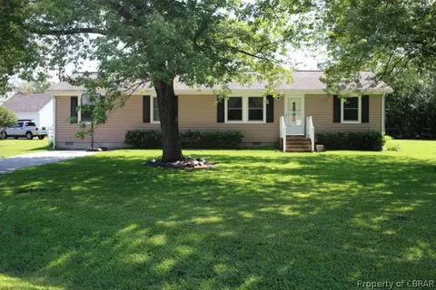 6719 Harvest Cir, Gloucester, VA 23061 photo 2