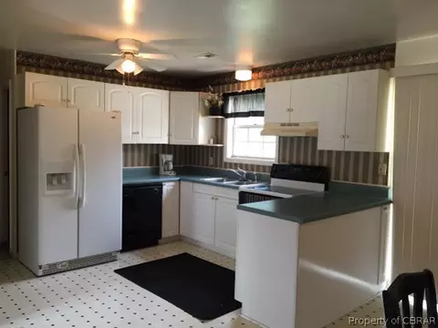 9342 Marlfield Rd, Gloucester, VA 23061 photo 6