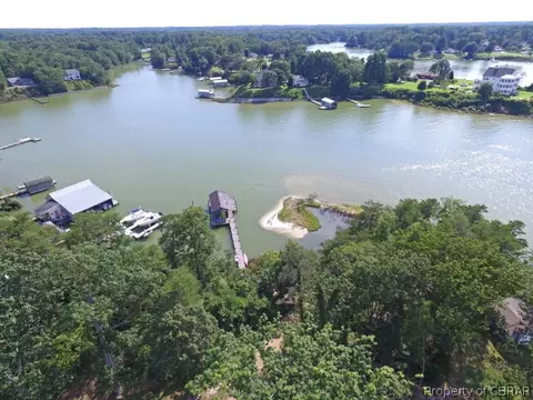 938 Plainview Rd, Topping, VA 23169 photo 3