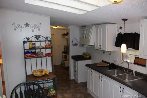 7294 Featherbed Ln, Gloucester, VA 23061 photo 9