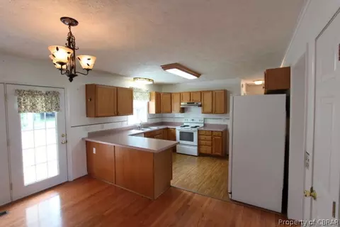 5237 Aberdeen Creek Rd, Gloucester, VA 23061 photo 18