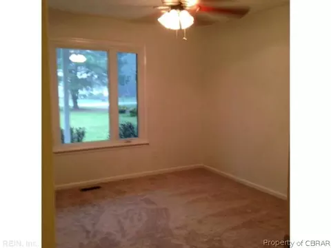 3608 Foxhaven Dr, Gloucester, VA 23061 photo 12