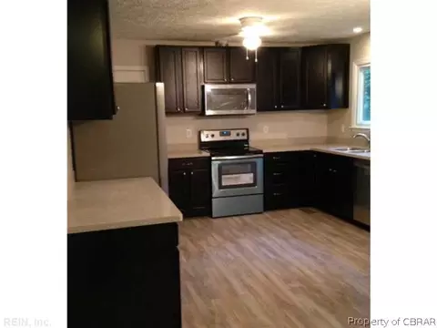 3608 Foxhaven Dr, Gloucester, VA 23061 photo 2
