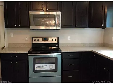 3608 Foxhaven Dr, Gloucester, VA 23061 photo 3