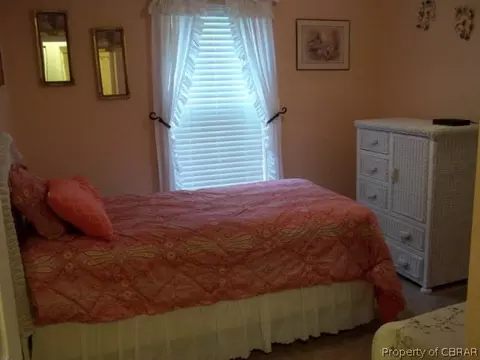 8068 Kitchener Dr, Gloucester, VA 23061 photo 19