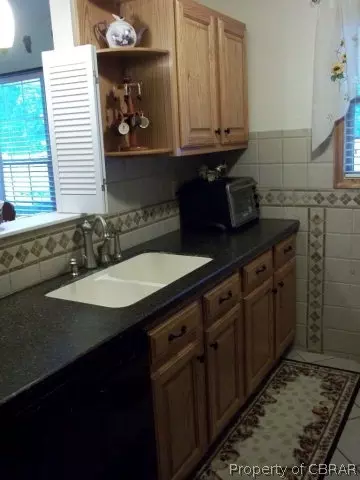 8068 Kitchener Dr, Gloucester, VA 23061 photo 16