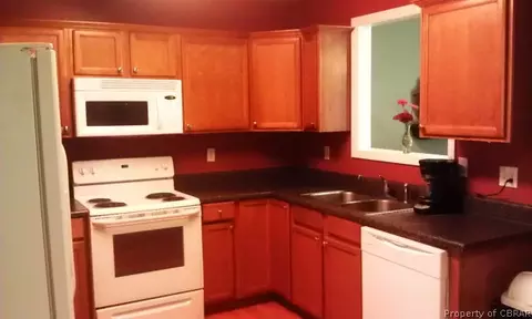 4469 Enos Rd, Gloucester, VA 23061 photo 6