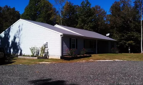 4469 Enos Rd, Gloucester, VA 23061 photo 4