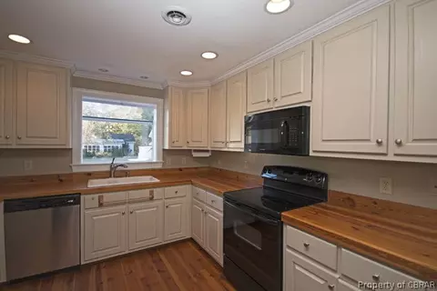 7225 Independence Rd, Gloucester, VA 23061 photo 6