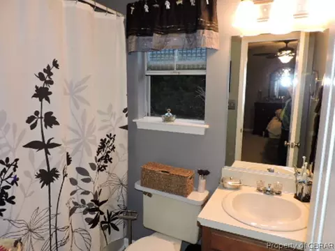 8931 Marlfield Rd, Gloucester, VA 23061 photo 14