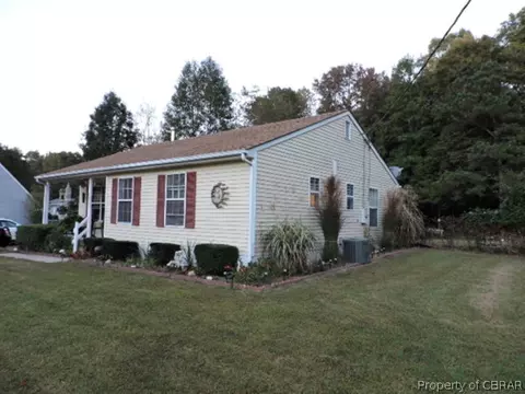 8931 Marlfield Rd, Gloucester, VA 23061 photo 17