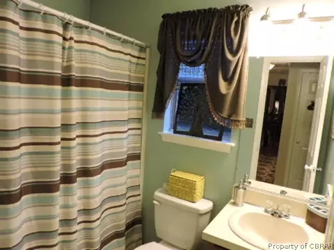 8931 Marlfield Rd, Gloucester, VA 23061 photo 13