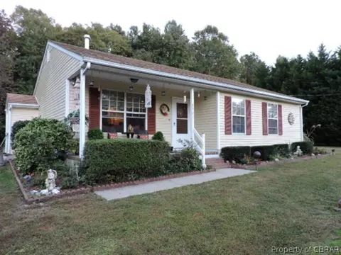 8931 Marlfield Rd, Gloucester, VA 23061 photo 1