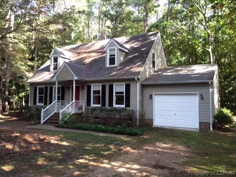 4433 Canvasback Dr, Gloucester, VA 23061 photo 1