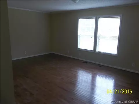 4591 New Landing Rd, Gloucester, VA 23061 photo 9