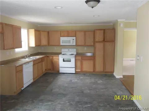 4591 New Landing Rd, Gloucester, VA 23061 photo 5