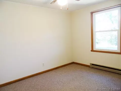 6790 Hilltop Dr, Gloucester, VA 23061 photo 10