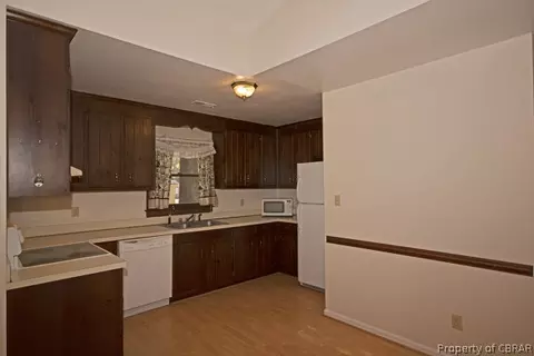 5533 Hickory Fork Rd, Gloucester, VA 23061 photo 5