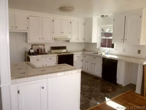 9328 Marlfield Rd, Gloucester, VA 23061 photo 9