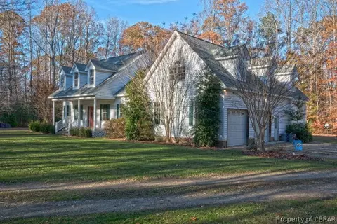 7016 Pear Tree Ln, Gloucester, VA 23061 photo 4