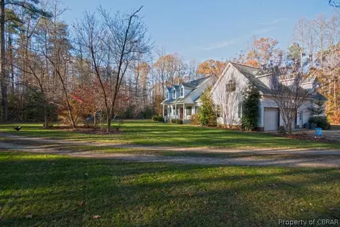 7016 Pear Tree Ln, Gloucester, VA 23061 photo 3