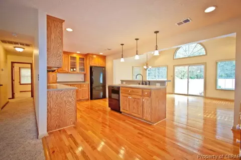 8105 Pinetta Rd, Gloucester, VA 23061 photo 7