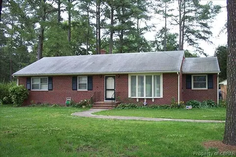 118 Watson Lndg, Saluda, VA 23149 photo 1