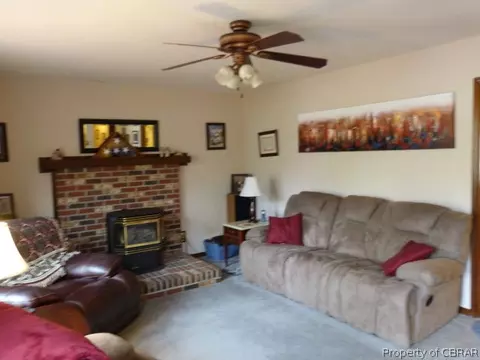 7785 Ark Rd, Gloucester, VA 23061 photo 5