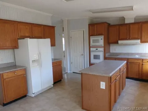 227 Jenkins Neck Rd, Dutton, VA 23050 photo 6
