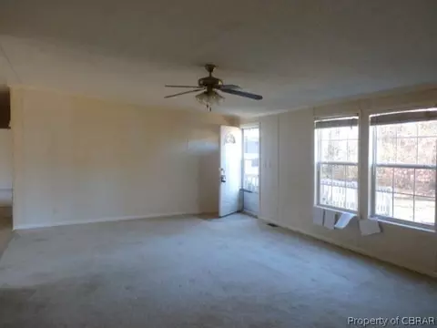 227 Jenkins Neck Rd, Dutton, VA 23050 photo 3