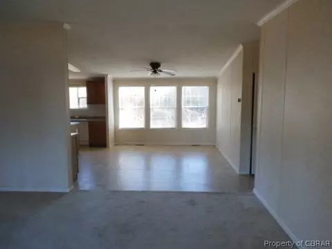 227 Jenkins Neck Rd, Dutton, VA 23050 photo 4