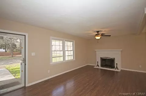 10359 Indian Rd, Gloucester, VA 23061 photo 3
