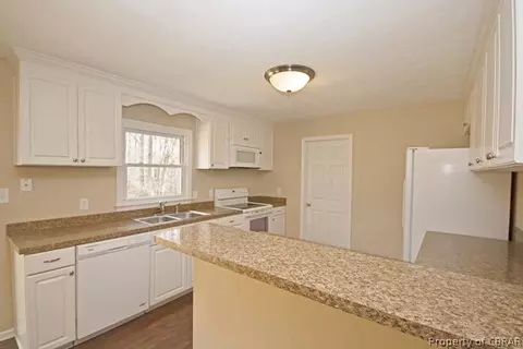 10359 Indian Rd, Gloucester, VA 23061 photo 9