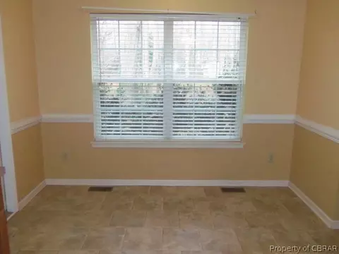 7271 Franklin Ct, Gloucester, VA 23061 photo 7
