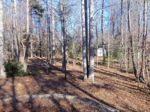 7271 Franklin Ct, Gloucester, VA 23061 photo 16