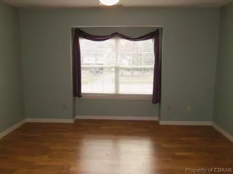 7271 Franklin Ct, Gloucester, VA 23061 photo 8