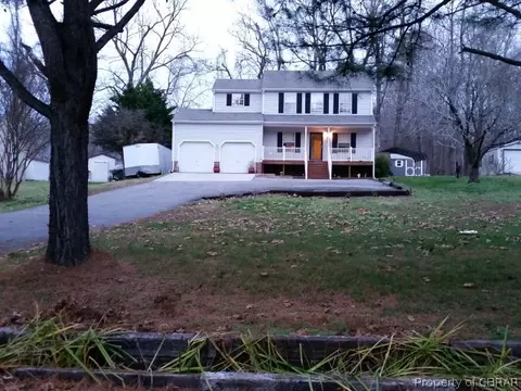 5545 Crany Creek Dr, Gloucester, VA 23061 photo 1