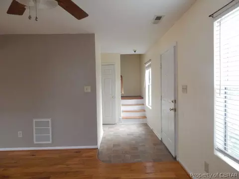 8313 Kitchener Dr, Gloucester, VA 23061 photo 6
