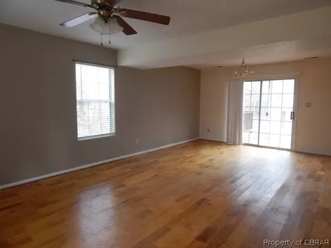 8313 Kitchener Dr, Gloucester, VA 23061 photo 3