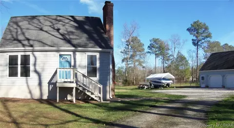 6559 Walter Reed Dr, Gloucester, VA 23061 photo 1