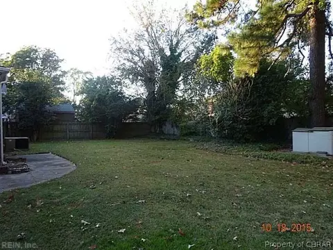 141 Cambridge Pl, Hampton, VA 23669 photo 20