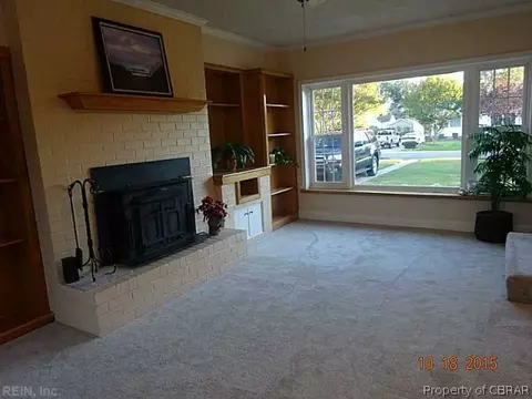 141 Cambridge Pl, Hampton, VA 23669 photo 8