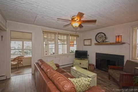 117 Lighthouse Dr, Hampton, VA 23664 photo 12