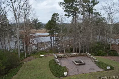 250 Echo Point Ln, Lancaster, VA 22503 photo 17