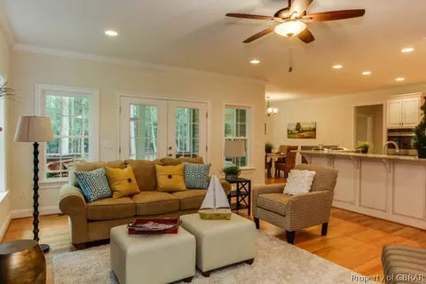 7668 Riverwatch Dr, Gloucester, VA 23061 photo 8
