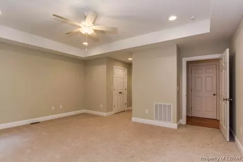 7668 Riverwatch Dr, Gloucester, VA 23061 photo 18